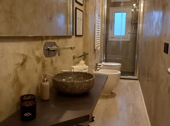 La Perla Del Centro * بولونيا