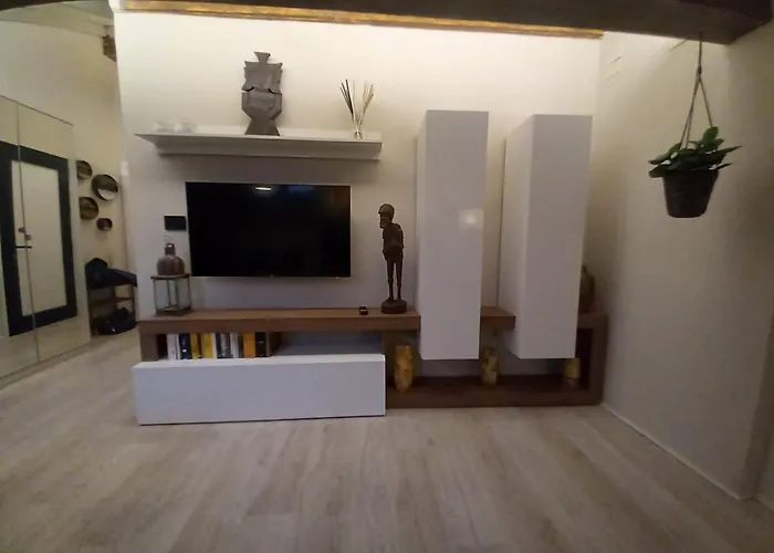 アパート La Perla Del Centro *